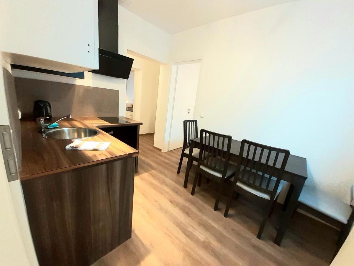 Modernes Apartment Metzingen 2 Ройтлінген Екстер'єр фото