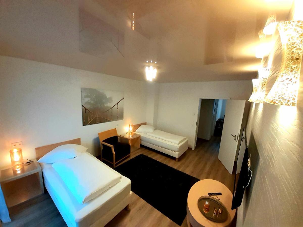 Modernes Apartment Metzingen 2 Ройтлінген Екстер'єр фото